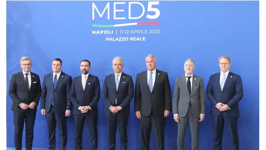 Kuzey Afrika ülkeleri ve İtalya ortaklığında göçmen programı