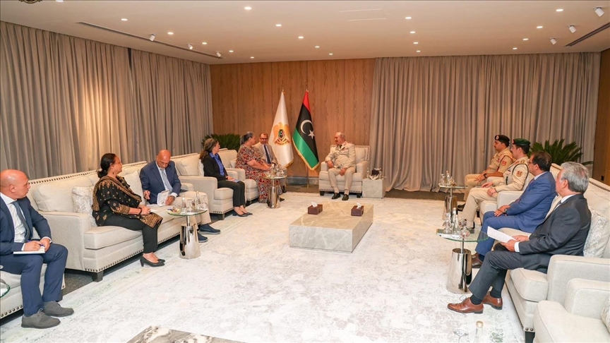 Libya’da Hafter ve BM temsilcisi yol haritası belirlemek için görüştü