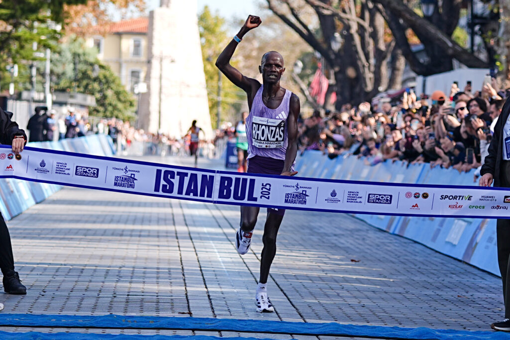 Kenya ve Etiyopyalı atletler İstanbul Maratonu’na damga vurdu