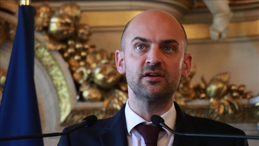 Fransa, Mali’deki diplomatik personelini azaltıyor