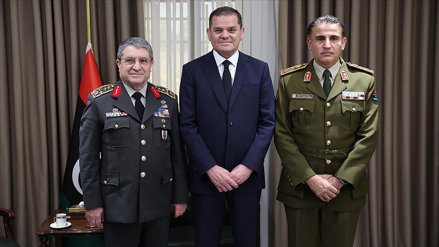 Genelkurmay Başkanı Bayraktaroğlu, Libya’da Dibeybe ve Menfi ile görüştü