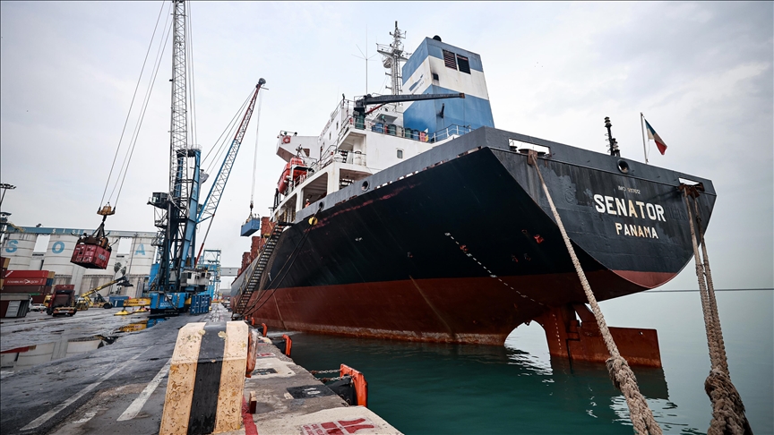 Sudan’a çadır ulaştıracak ikinci gemi Mersin’den yola çıktı