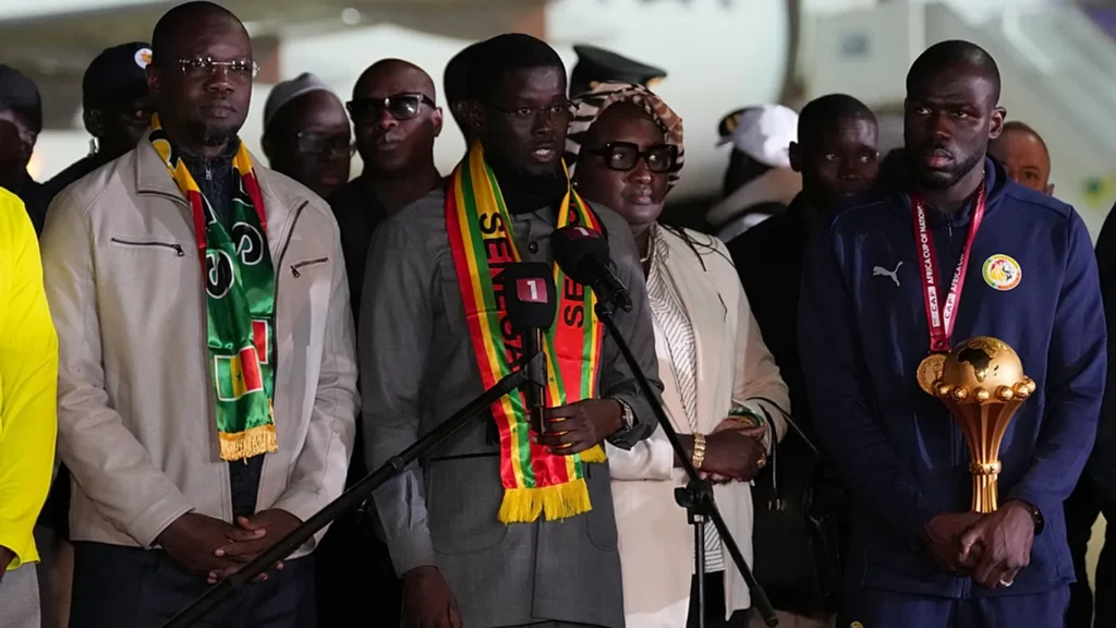 Şampiyonluk primi sahilden 1,5 dönüm arsa