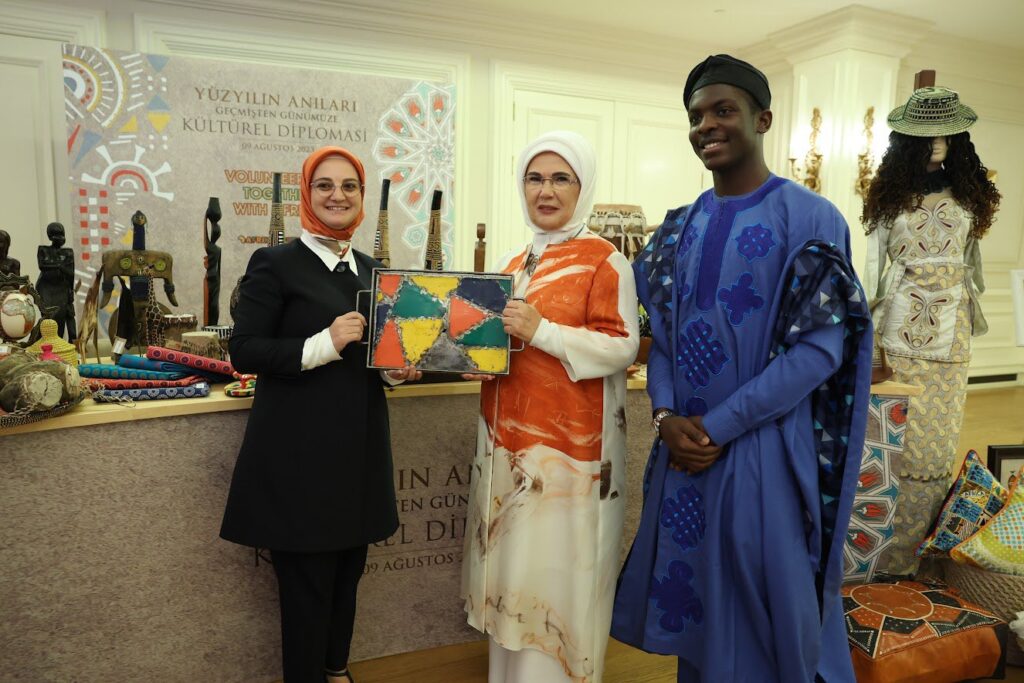 Bir sepetten bir köprüye: “Afrika Kültür Evi”nin hikayesi